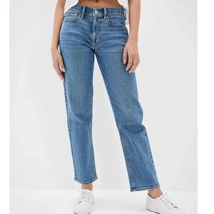 American Eagle 90’s Straight Leg Jeans